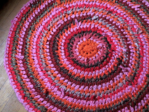 Rag rugs are such a fun way to recycle and repurpose