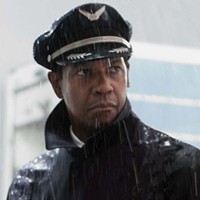 Denzel Washington gets all sopping wet in Flight