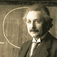 Einstein, Newton and the Eclipse of 1919