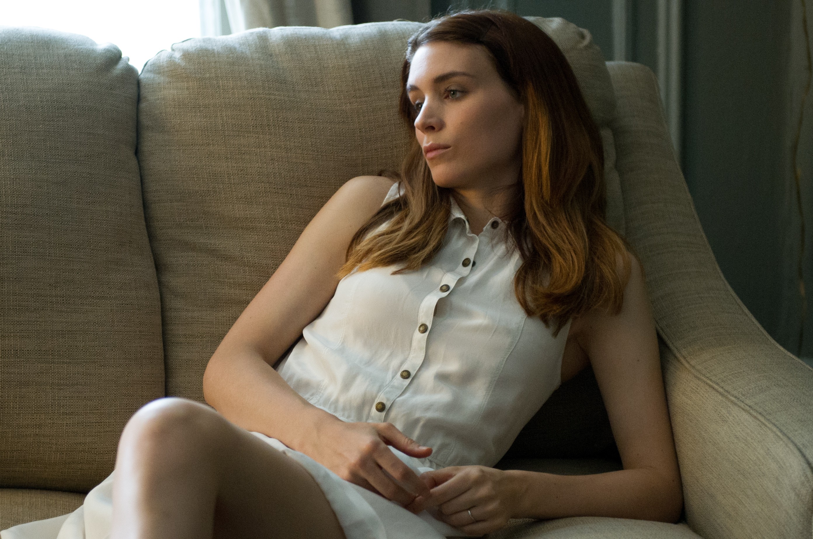 Rooney Mara executes a textbook Depressive Couch Slouch in Side Effects.