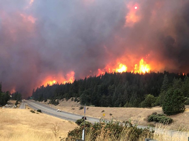 Delta Fire closes down a stretch of I-5. - CHP