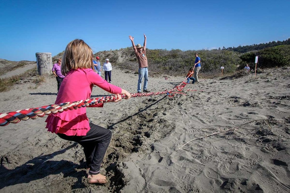 Tug-o-war at the Ma-le'l Dune. / Courtesy of Friends of the Dunes