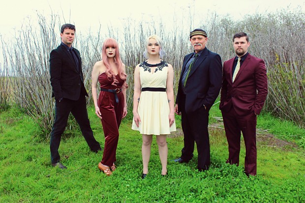 Young &amp; Lovely plays Septentrio Winery on Friday, April 15 at 6:30 p.m.
