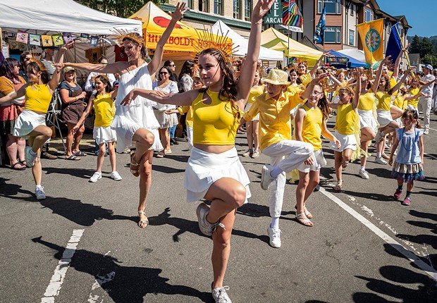 A new generation of young dancers followed in the Samba Parade with Samba da Alegria and Samba do Mar on Sunday.