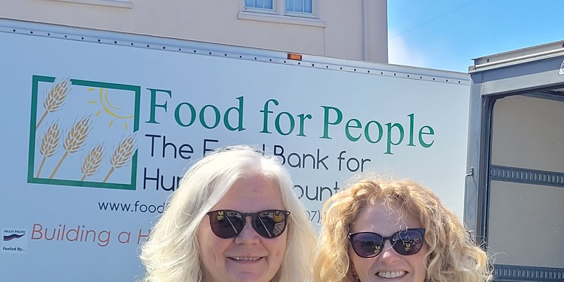 Retiring Food for People Executive Director Anne Holcomb and incoming Executive Director Carly Robbins.