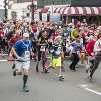 The crowd of racers putting the "sweat" in "sweater" during Sunday's Ugly Sweater Run.