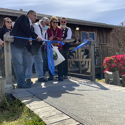 Chah-pekw O’ Ket’-toh (Stone Lagoon) Visitor Center Reopens