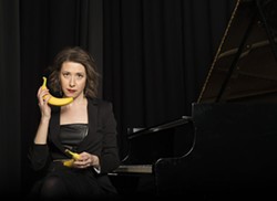 Sarah Hagen in "Perk up, Pianist!" - Uploaded by Dnaca CC